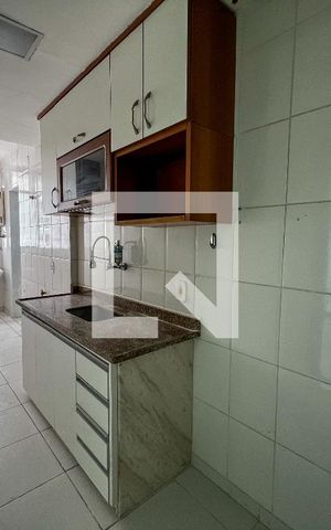Apartamento à venda com 80m², 2 quartos e 1 vaga Apartamento à venda com 80m², 2 quartos e 1 vagaCozinha