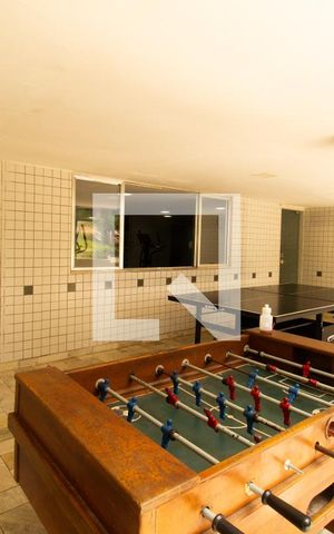 Apartamento à venda com 80m², 2 quartos e 1 vaga Apartamento à venda com 80m², 2 quartos e 1 vagaÁrea comum - Salão de jogos