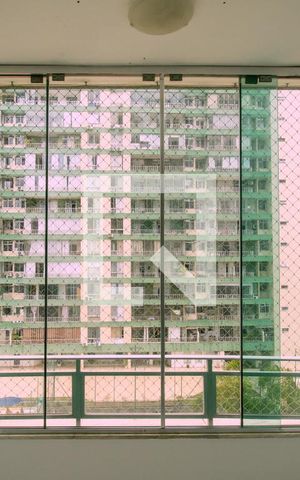 Apartamento à venda com 80m², 2 quartos e 1 vaga Apartamento à venda com 80m², 2 quartos e 1 vagaJanela da Sala