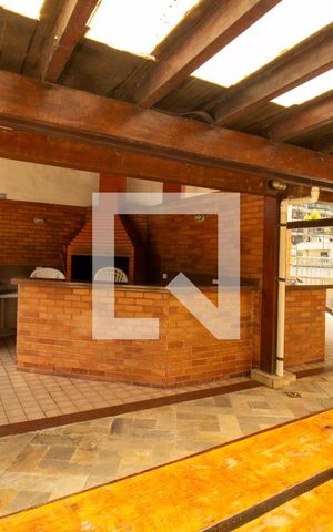 Apartamento à venda com 80m², 2 quartos e 1 vaga Apartamento à venda com 80m², 2 quartos e 1 vagaArea Comum - Churrasqueira