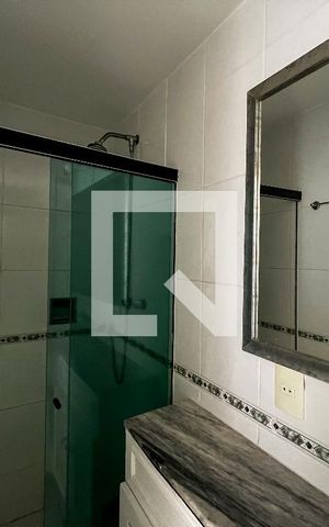Apartamento à venda com 80m², 2 quartos e 1 vaga Apartamento à venda com 80m², 2 quartos e 1 vagaBanheiro
