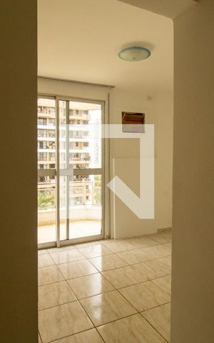 Apartamento à venda com 80m², 2 quartos e 1 vaga Apartamento à venda com 80m², 2 quartos e 1 vagaSuíte