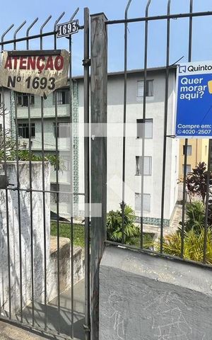 Apartamento à venda com 80m², 3 quartos e 1 vaga Apartamento à venda com 80m², 3 quartos e 1 vagaFachada