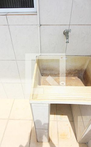 Casa para alugar com 33m², 1 quarto e sem vagaÁrea de Serviço