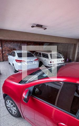 Casa para alugar com 762m², 5 quartos e 8 vagas Casa para alugar com 762m², 5 quartos e 8 vagasGaragem