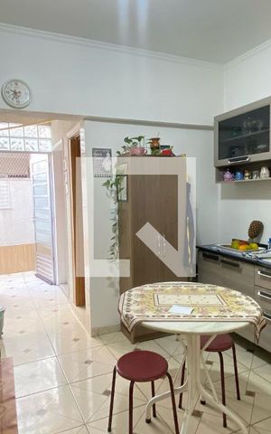 Apartamento à venda com 110m², 2 quartos e sem vagaCozinha 