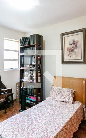 Casa à venda com 340m², 7 quartos e 3 vagasQuarto 4