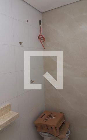 Casa de condomínio à venda com 210m², 3 quartos e 4 vagasBanheiro 1