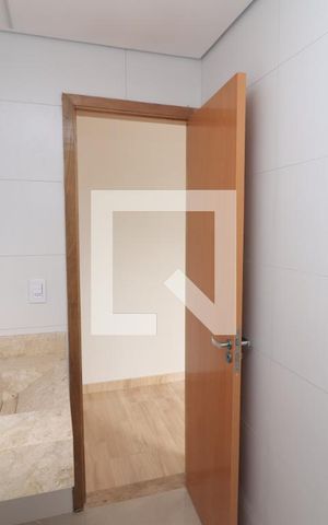 Casa de condomínio à venda com 210m², 3 quartos e 4 vagasBanheiro da Suíte