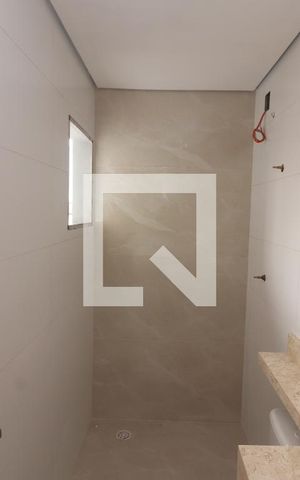 Casa de condomínio à venda com 210m², 3 quartos e 4 vagasBanheiro da Suíte