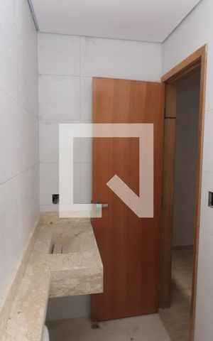 Casa à venda com 209m², 3 quartos e 4 vagasBanheiro do Quarto 3 