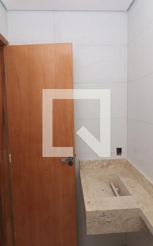 Casa à venda com 209m², 3 quartos e 4 vagasBanheiro Social