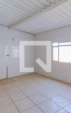 Casa para alugar com 130m², 2 quartos e sem vagaÁrea de serviço