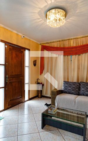 Casa para alugar com 340m², 6 quartos e 3 vagas Casa para alugar com 340m², 6 quartos e 3 vagasSala TV