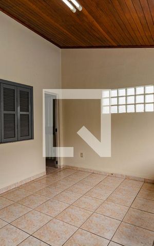 Casa para alugar com 340m², 6 quartos e 3 vagas Casa para alugar com 340m², 6 quartos e 3 vagasVaranda - Casa 2