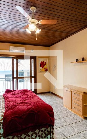 Casa para alugar com 340m², 6 quartos e 3 vagas Casa para alugar com 340m², 6 quartos e 3 vagasQuarto 1