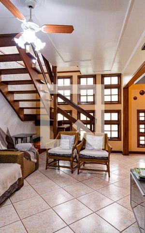 Casa para alugar com 340m², 6 quartos e 3 vagas Casa para alugar com 340m², 6 quartos e 3 vagasSala TV
