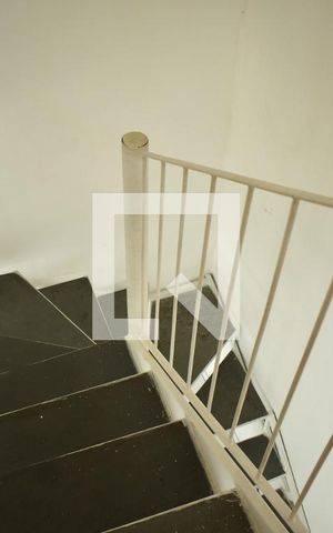 Apartamento para alugar com 24m², 2 quartos e 1 vagaEscada