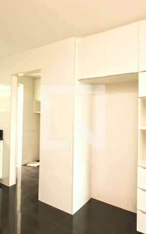 Apartamento à venda com 170m², 4 quartos e 3 vagasCozinha