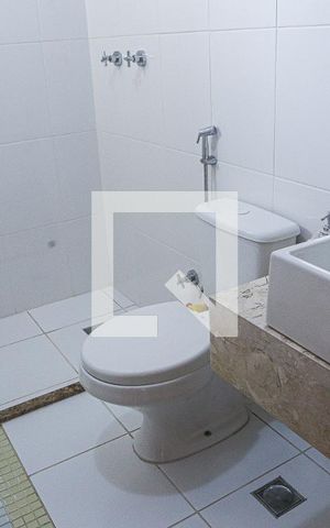 Apartamento à venda com 120m², 3 quartos e 3 vagas Apartamento à venda com 120m², 3 quartos e 3 vagasBanheiro Suite 3