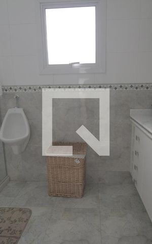 Casa de condomínio à venda com 230m², 3 quartos e 5 vagasBanheiro da Suíte