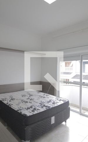 Casa de condomínio à venda com 230m², 3 quartos e 5 vagasQuarto 2