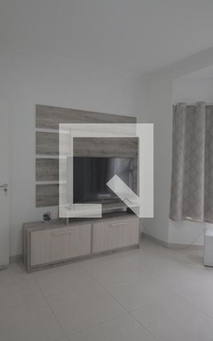 Casa de condomínio à venda com 230m², 3 quartos e 5 vagasSala 2