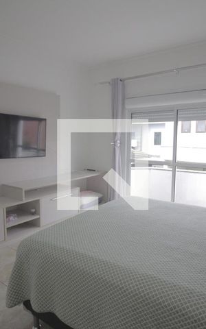 Casa de condomínio à venda com 230m², 3 quartos e 5 vagasSuíte