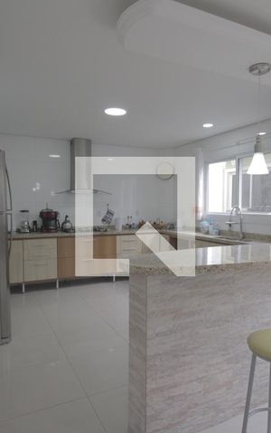 Casa de condomínio à venda com 230m², 3 quartos e 5 vagasCozinha