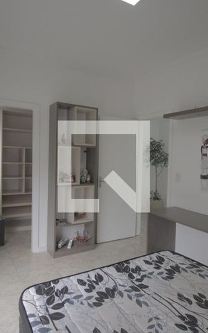 Casa de condomínio à venda com 230m², 3 quartos e 5 vagasQuarto 2