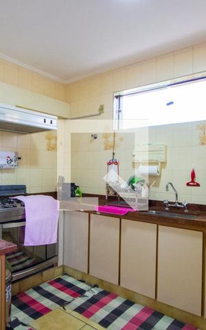 Casa à venda com 330m², 3 quartos e 3 vagasCozinha