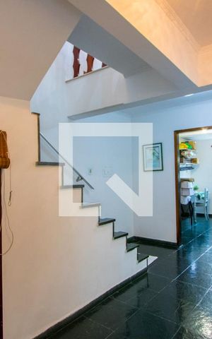 Casa à venda com 330m², 3 quartos e 3 vagasHall inferior