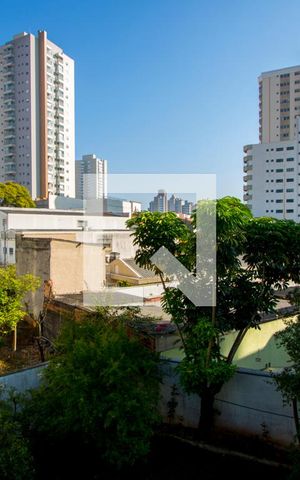 Casa à venda com 330m², 3 quartos e 3 vagasVista do quarto 2