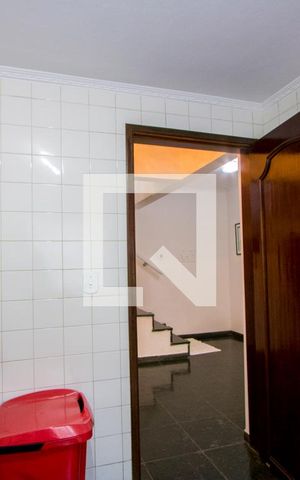 Casa à venda com 330m², 3 quartos e 3 vagasÁrea de serviço