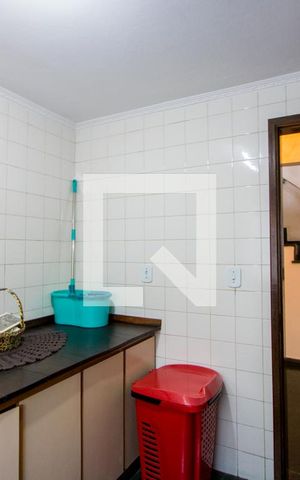 Casa à venda com 330m², 3 quartos e 3 vagasÁrea de serviço
