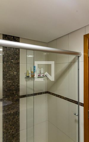 Apartamento à venda com 98m², 3 quartos e 1 vaga Apartamento à venda com 98m², 3 quartos e 1 vagaBanheiro Social
