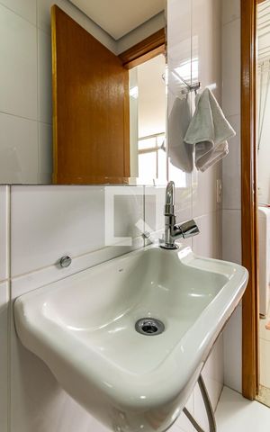 Apartamento à venda com 98m², 3 quartos e 1 vaga Apartamento à venda com 98m², 3 quartos e 1 vagaBanheiro de serviço