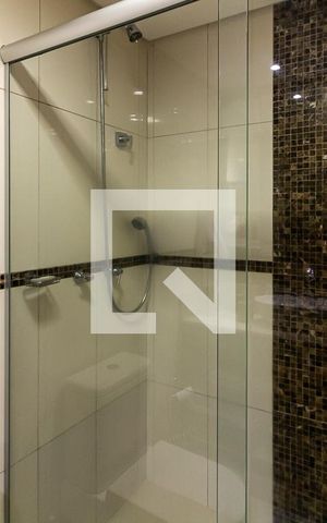 Apartamento à venda com 98m², 3 quartos e 1 vaga Apartamento à venda com 98m², 3 quartos e 1 vagaBanheiro Social