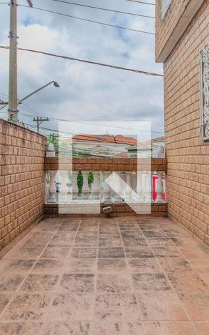 Casa à venda com 340m², 5 quartos e 2 vagas Casa à venda com 340m², 5 quartos e 2 vagasVaranda da Sala 1