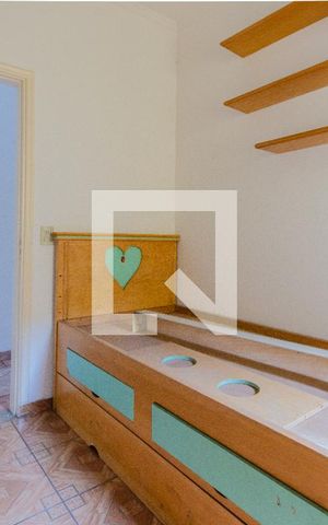 Casa à venda com 340m², 5 quartos e 2 vagas Casa à venda com 340m², 5 quartos e 2 vagasSuite 2