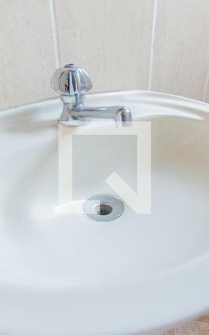 Casa à venda com 340m², 5 quartos e 2 vagas Casa à venda com 340m², 5 quartos e 2 vagasLavabo
