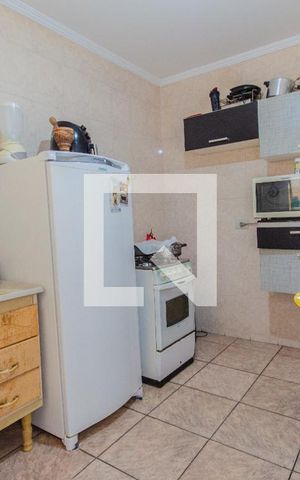 Casa à venda com 340m², 5 quartos e 2 vagas Casa à venda com 340m², 5 quartos e 2 vagasCozinha 2