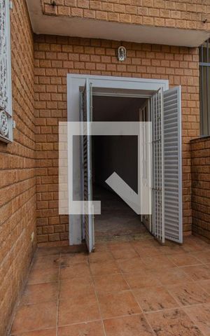 Casa à venda com 340m², 5 quartos e 2 vagas Casa à venda com 340m², 5 quartos e 2 vagasVaranda da Sala 1