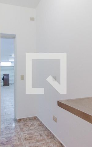 Casa à venda com 340m², 5 quartos e 2 vagas Casa à venda com 340m², 5 quartos e 2 vagasCozinha 4