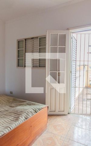 Casa à venda com 340m², 5 quartos e 2 vagas Casa à venda com 340m², 5 quartos e 2 vagasSuite 3