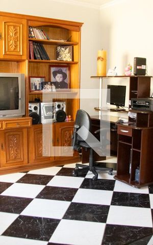 Casa à venda com 300m², 4 quartos e 3 vagasSala 2