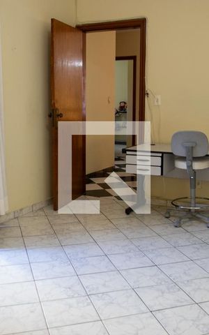 Casa à venda com 300m², 4 quartos e 3 vagasQuarto 4