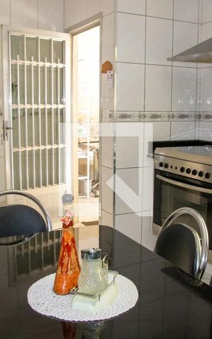 Casa à venda com 300m², 4 quartos e 3 vagasCozinha