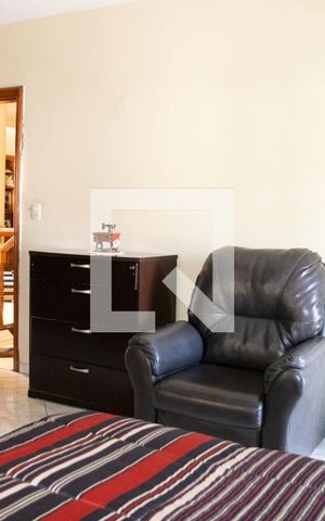 Casa à venda com 300m², 4 quartos e 3 vagasQuarto 1