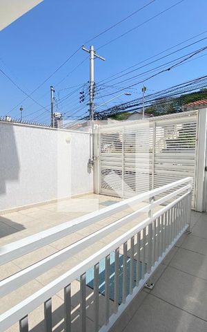 Casa de condomínio à venda com 67m², 2 quartos e 1 vagaGaragem e Entrada
